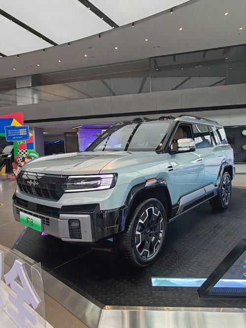 佛山310比亚迪方程豹硬派越野的爆款，英菲尼迪35周年与你共成长